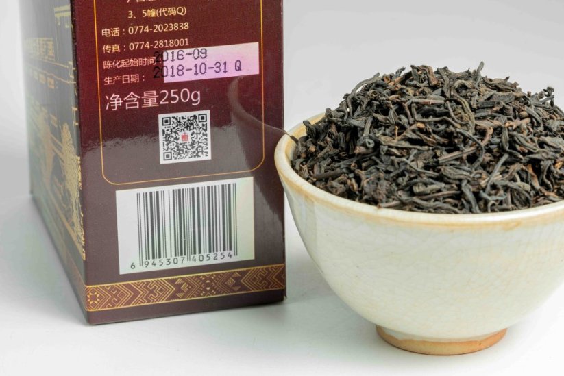 Wuzhou Zhong Cha 8272 Box - 2016/2018 - Váha: 250g