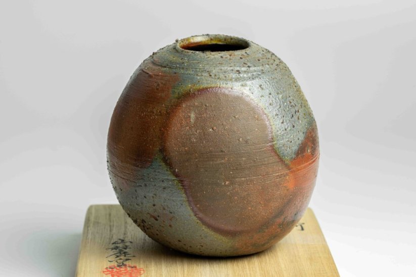 Sanroku Kiln Bizen Kake-hanaire Vase - 10cm