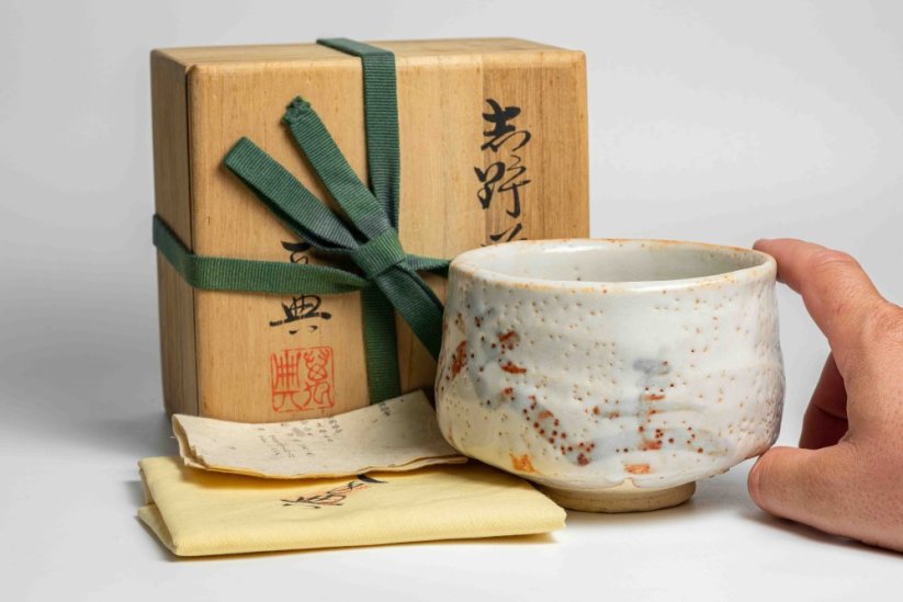 Vintage Tomatsu Manten Shino Chawan