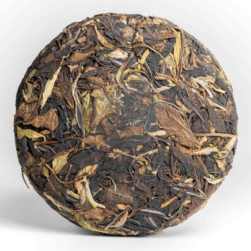 Hoang Lien Son Mountain Wild Forests White Cake 2025 - 200g