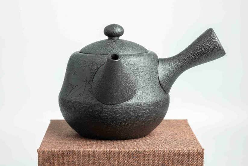 Seiho - Tsuzuki Takao - Black Momiji Kyusu - 240 ml