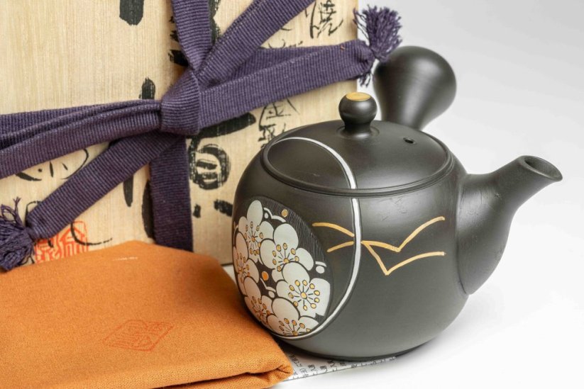 Munenori Morishita Black Cherry Blossoms - 200ml