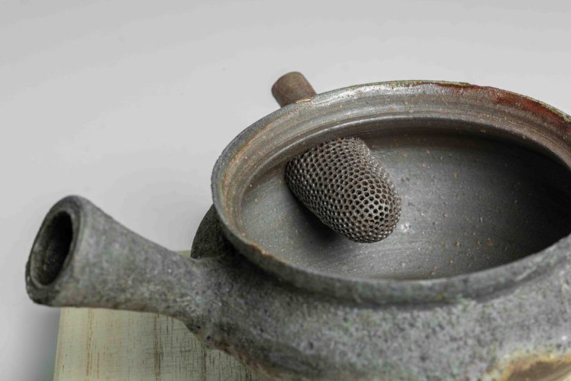 Masaaki Kobashi Bizen Yohen Gold Decorated Kyusu - 180ml