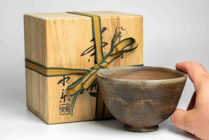 Vintage  Waraku Bizen-yaki Chawan
