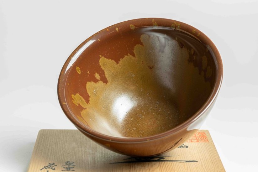 Kato Fujiyama Gold Crystal Tenmoku Chawan