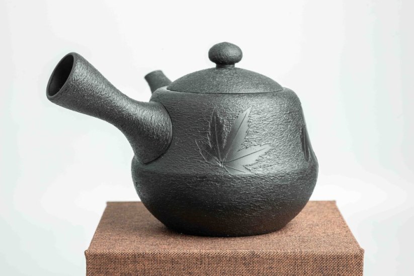 Seiho - Tsuzuki Takao - Black Momiji Kyusu - 240 ml