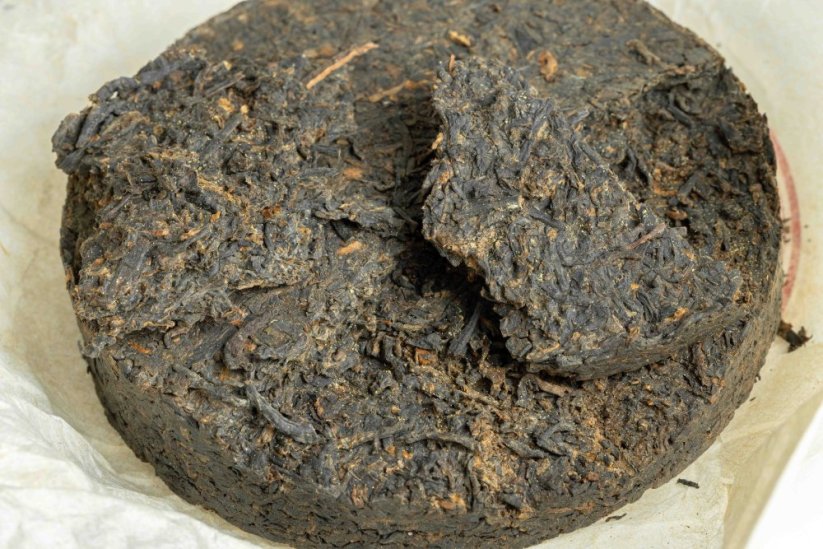 Wuzhou Liu Bao Jinhuabing - 2021/2025 - 250g - Váha: 50g