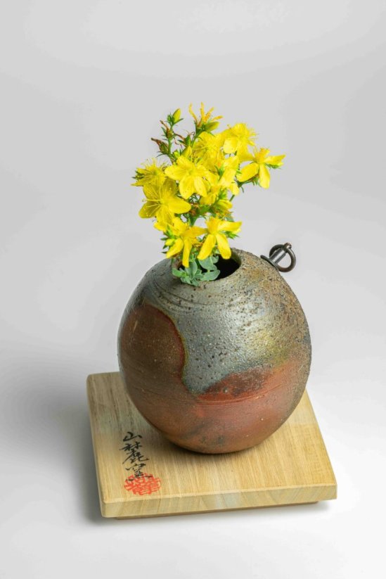 Sanroku Kiln Bizen Kake-hanaire Vase - 10cm