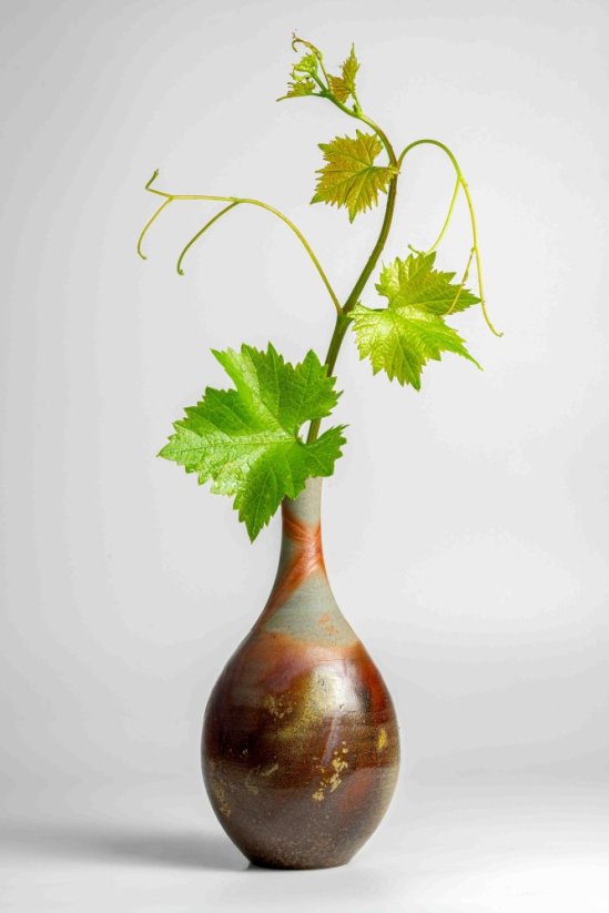 Gorobei Kiln Bizen Vase - 22cm