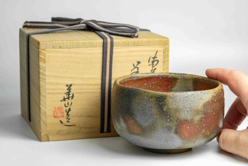 Matsuda Kazan IV Vintage Bizen-yaki Chawan