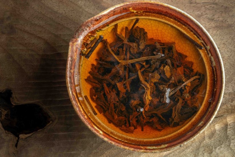 Wuzhou YeYun Liu Bao Black Tin 2019/2024 - Váha: 50g