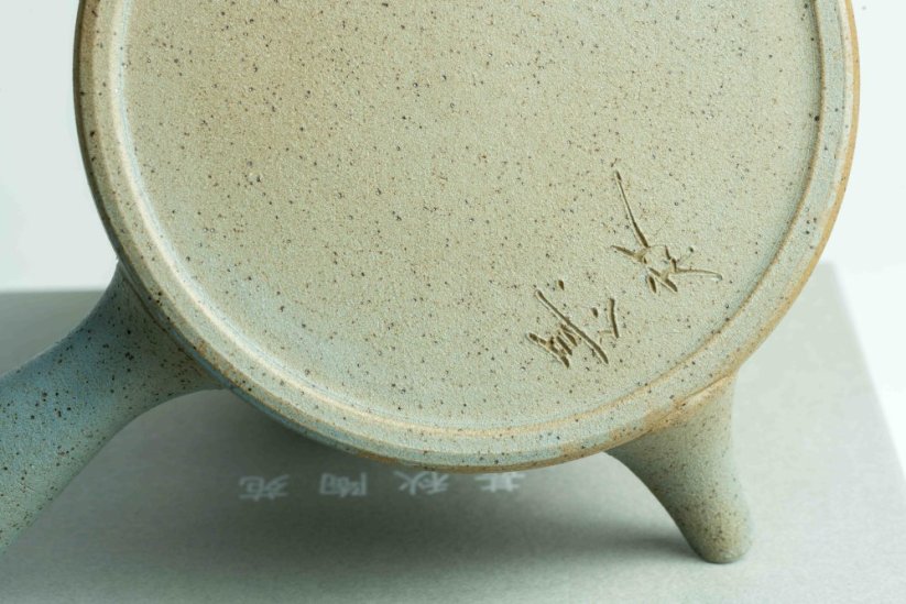 Jinshu Hira Oyster Shells Kyusu - 70 ml