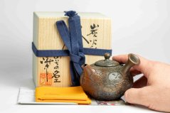 Konishi Yohei Jizō-sama Kyusu - 200ml