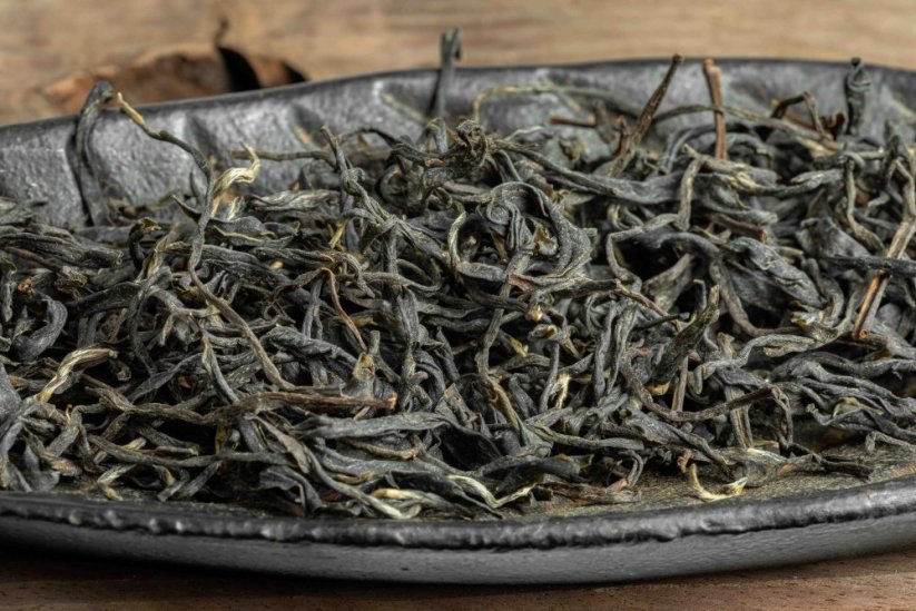 Yiwu Maocha Spring Mountains 2025 - 30g