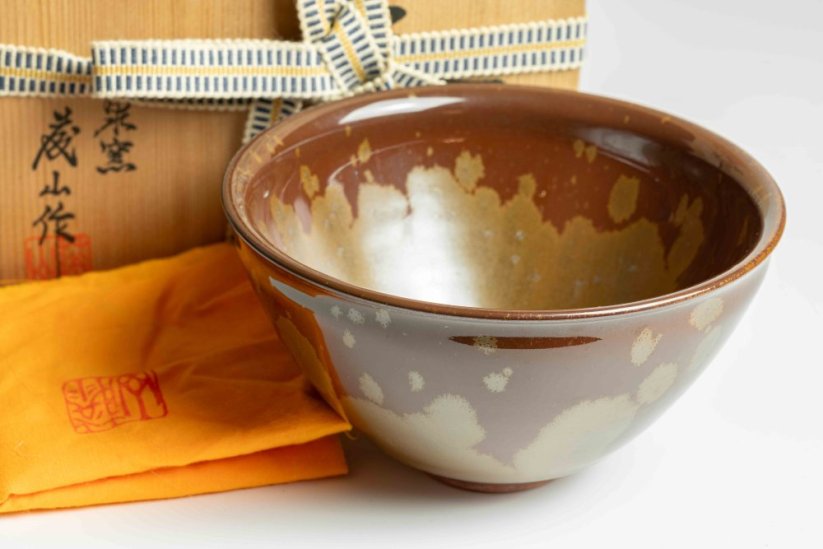 Kato Fujiyama Gold Crystal Tenmoku Chawan