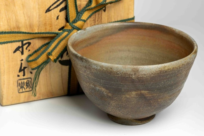 Vintage  Waraku Bizen-yaki Chawan