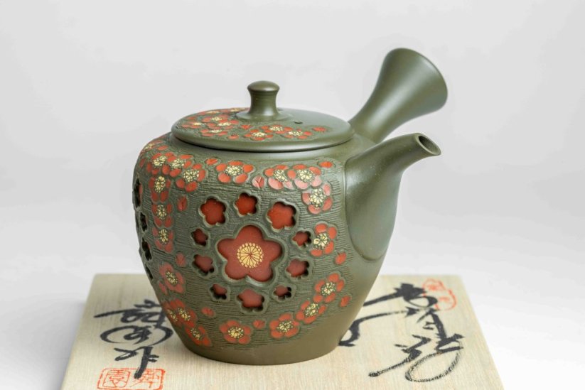 Shunen Mano Double-layer Plum Blossom Kyusu - 250 ml