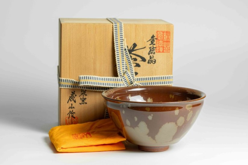Kato Fujiyama Gold Crystal Tenmoku Chawan