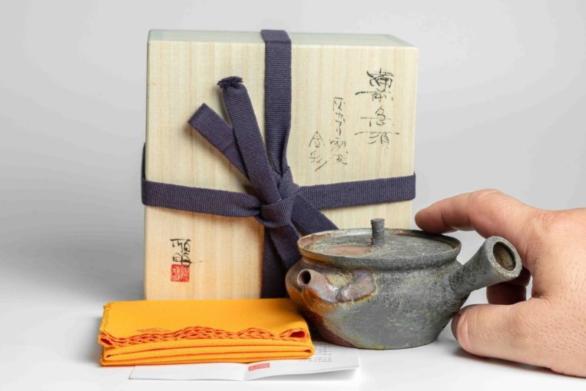 Masaaki Kobashi Bizen Yohen Gold Decorated Kyusu - 180ml