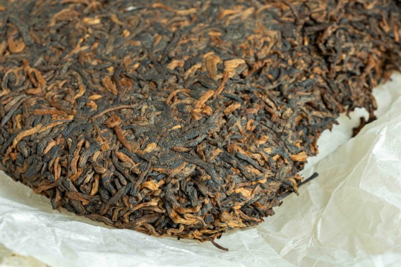 Lancang Ancient Tree Golden Buds 001  - 2021 - 200g - Weight: 30g
