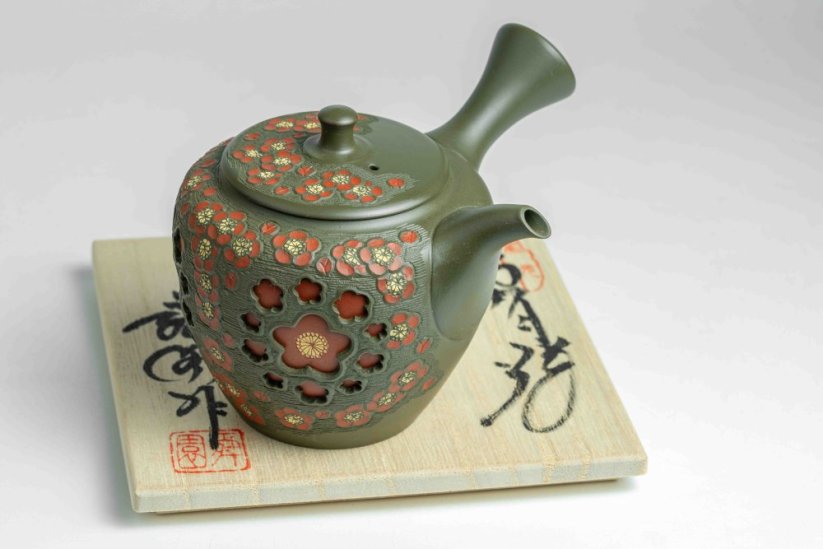 Shunen Mano Double-layer Plum Blossom Kyusu - 250 ml