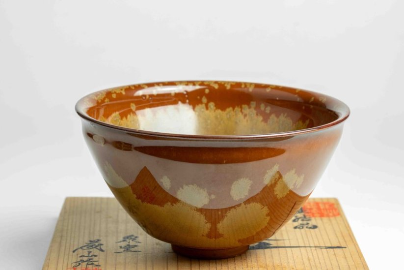 Kato Fujiyama Gold Crystal Tenmoku Chawan