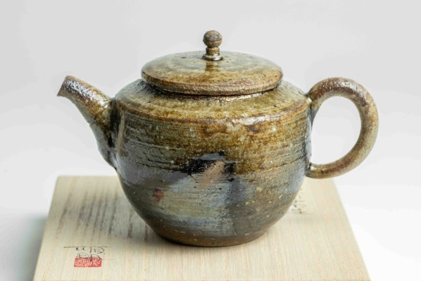 Masaaki Kobashi Bizen Hikidashi Gold Decorated Teapot- 170ml