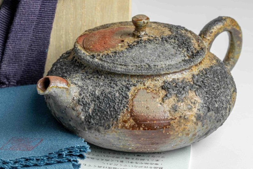 Masaaki Kobashi Yohen Kinsai Kyusu,  Gold Glazing - 130ml