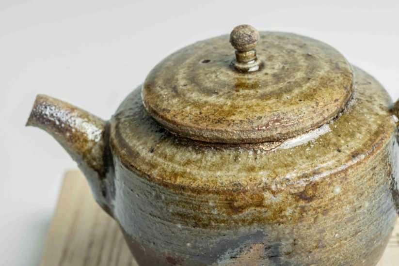 Masaaki Kobashi Bizen Hikidashi Gold Decorated Teapot- 170ml