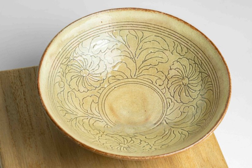 Vintage Flower Carved Flat Chawan