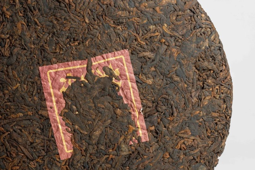 2020 Yiwu Tong Qing He Ripe Puerh - 357g - Váha: 357g