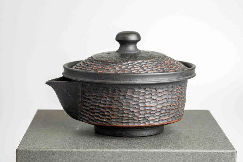 Yoshiki Murata Tsuchime Carved Hohin - 130ml