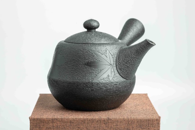 Seiho - Tsuzuki Takao - Black Momiji Kyusu - 240 ml