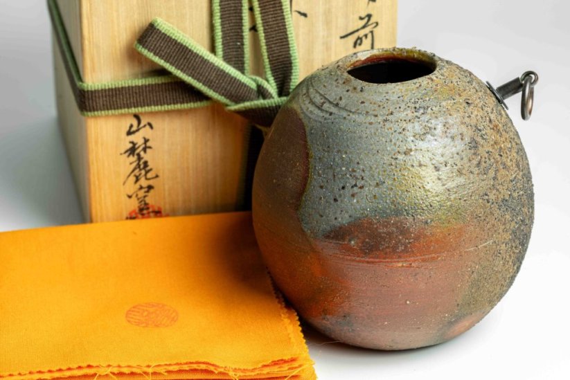 Sanroku Kiln Bizen Kake-hanaire Vase - 10cm